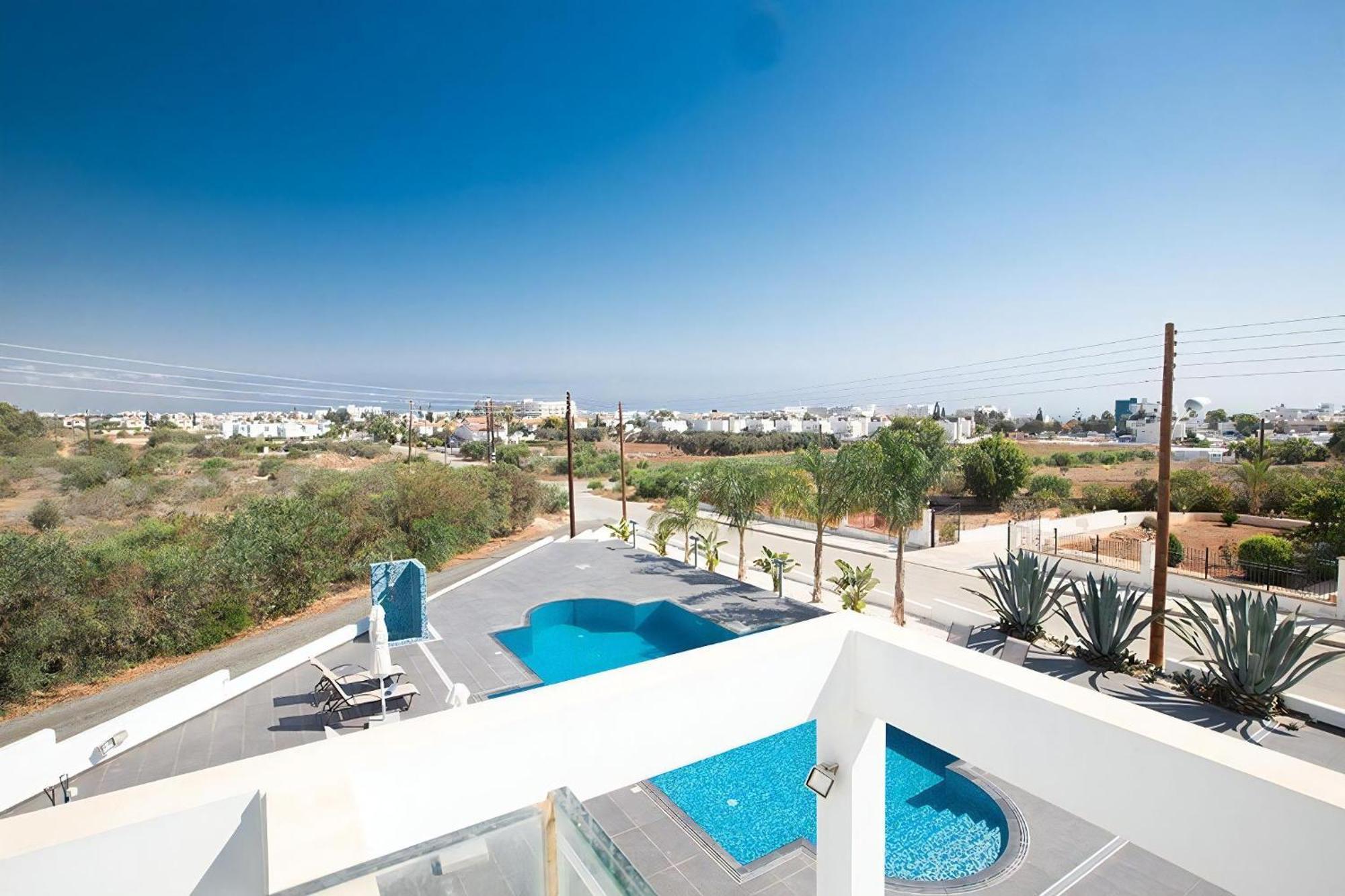 Villa Protara Chrysos - Beautiful 5 Bedroom Protaras Villa - Walking Distance To Fig Tree Bay Eksteriør billede